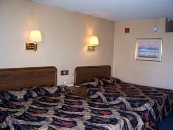 Regency Inn And Suites 鲍德温公园 外观 照片